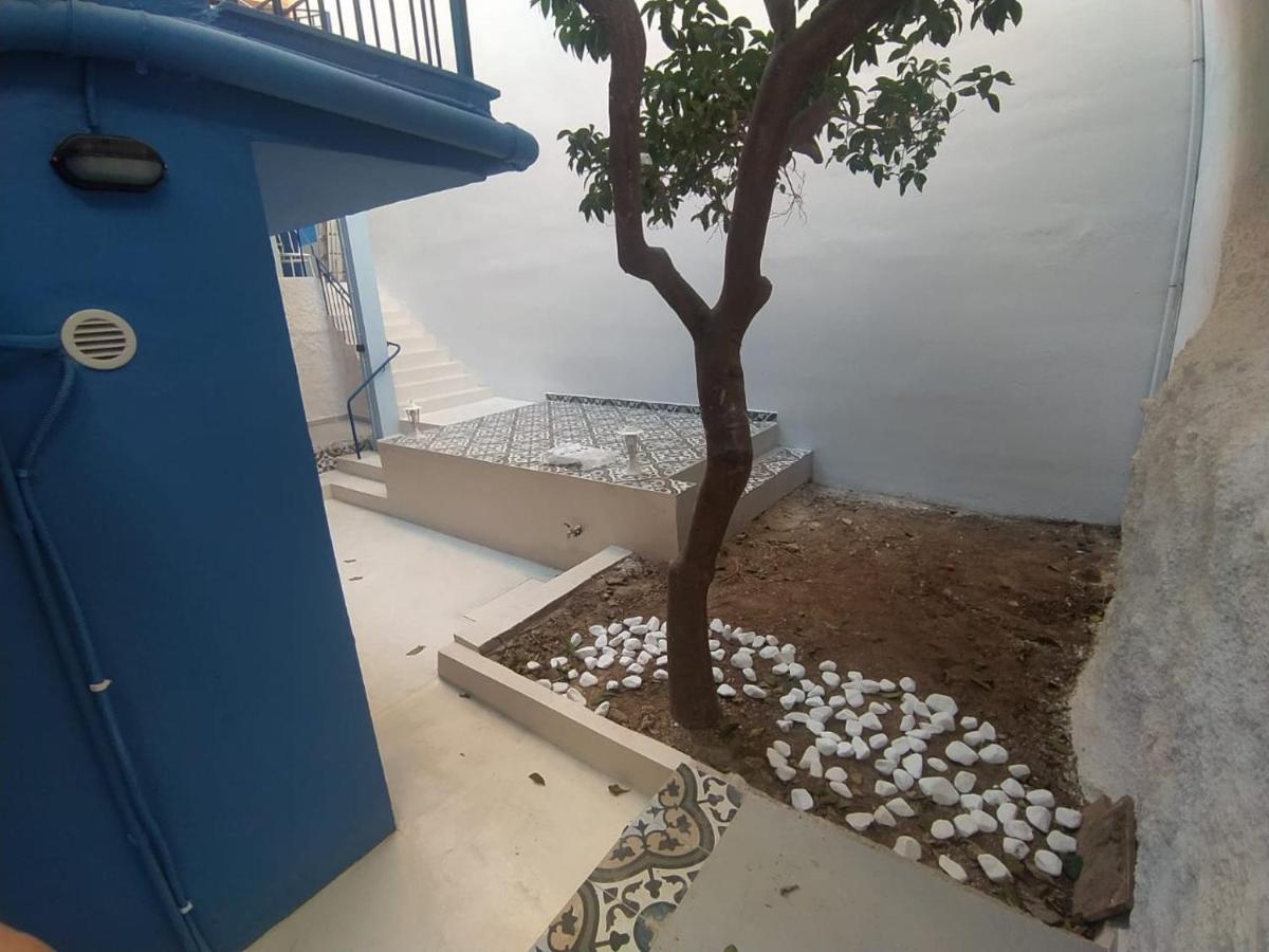 The Blue House Athens Aparthotel ภายนอก รูปภาพ