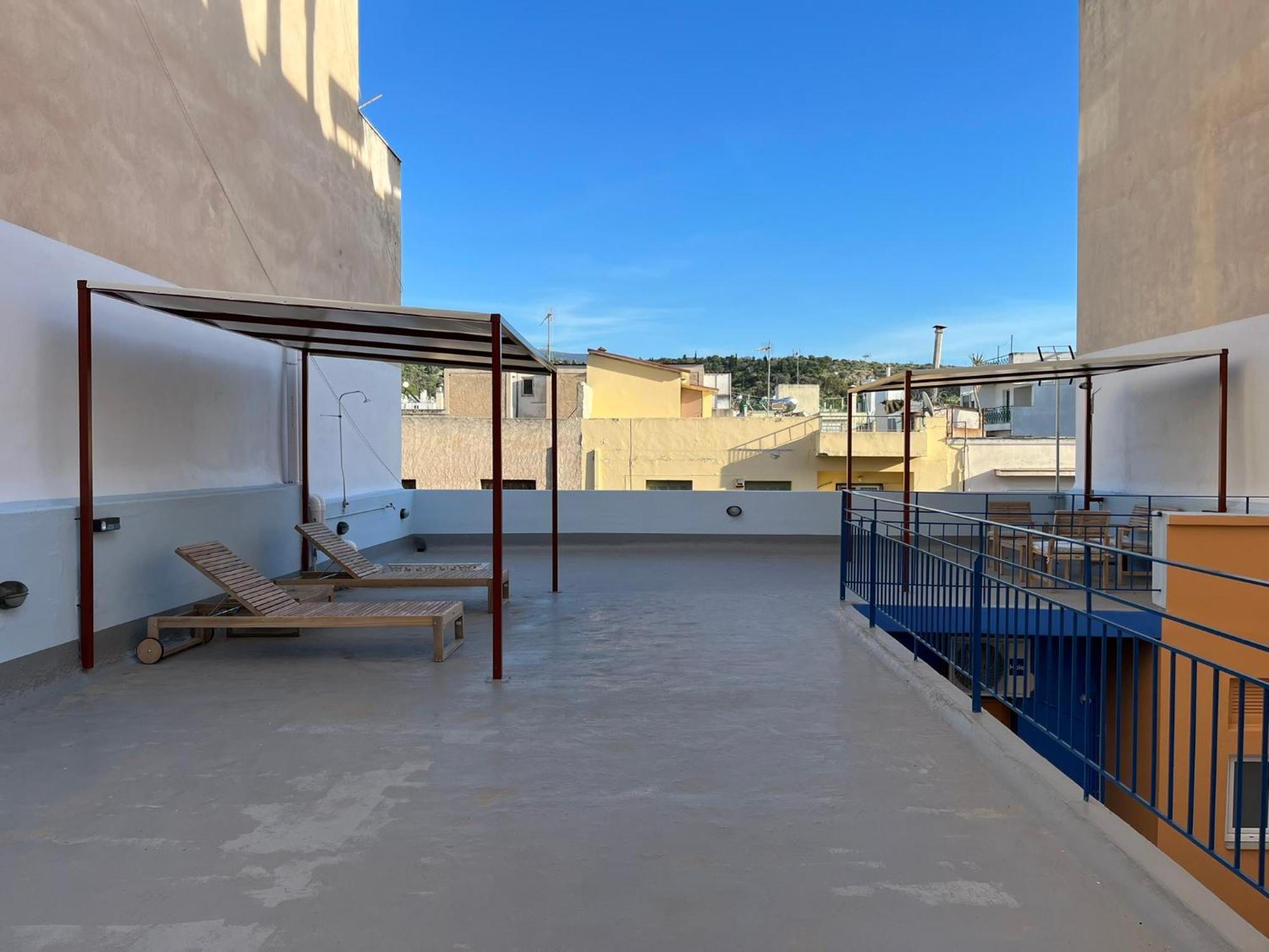 The Blue House Athens Aparthotel ภายนอก รูปภาพ