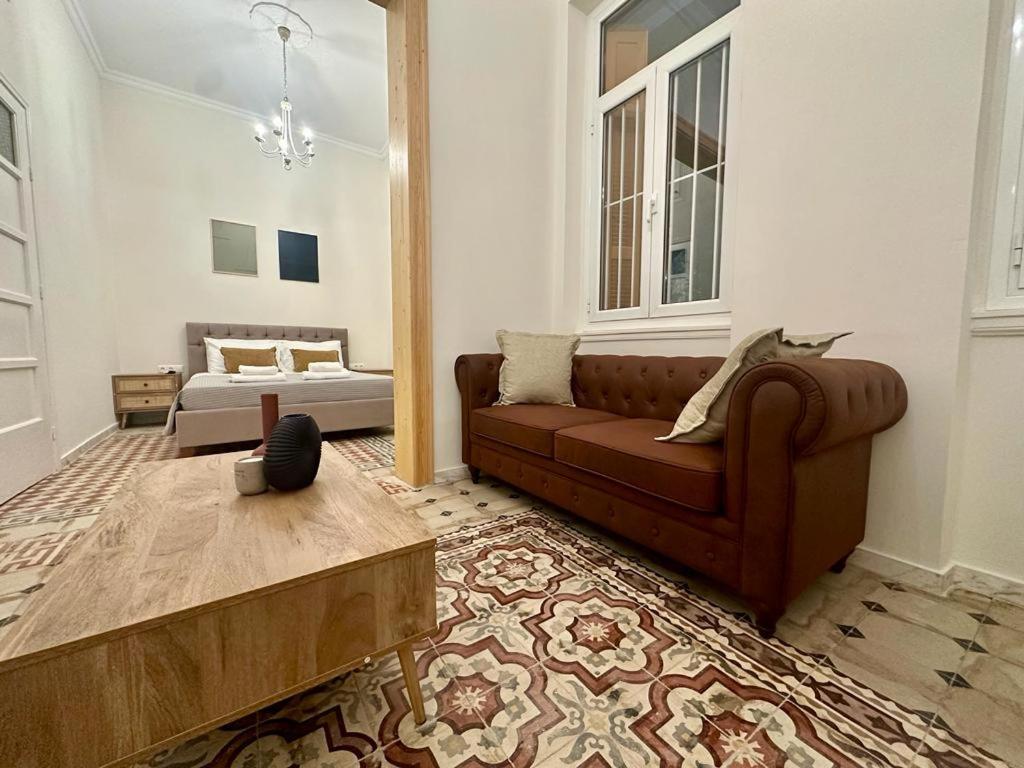 The Blue House Athens Aparthotel ภายนอก รูปภาพ